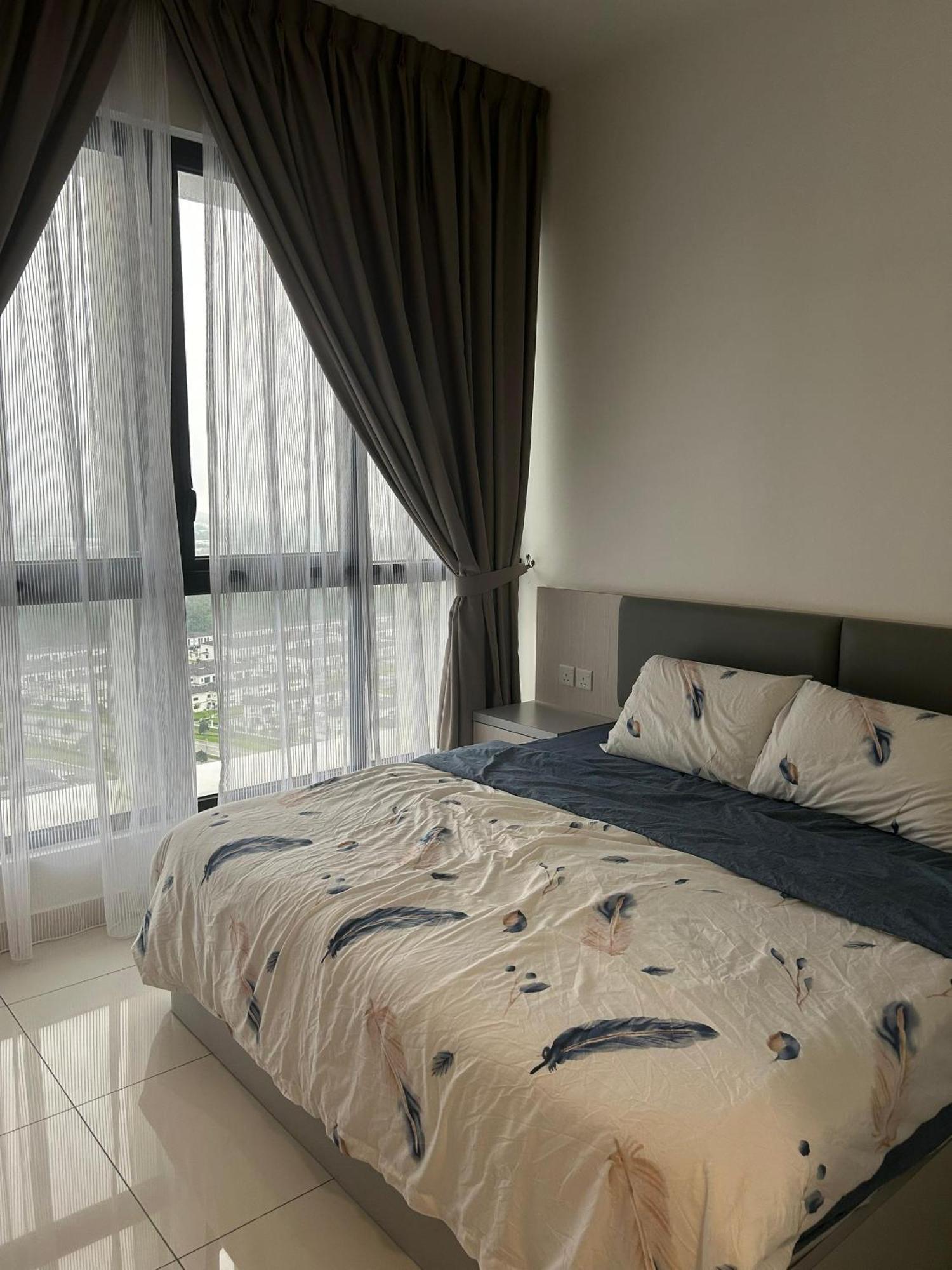 Eco Nest 3 Bedroom Duplex Apartment Nusajaya  Exterior foto